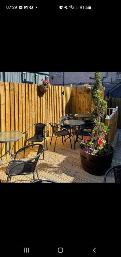 The Queens Hotel Cardenden 外观 照片